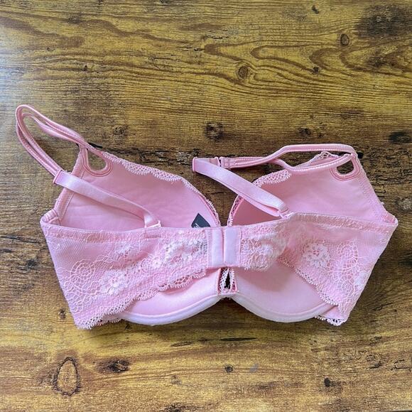Victoria’s Secret Pink Floral Lacey Push Up Bra - Picture 6 of 11